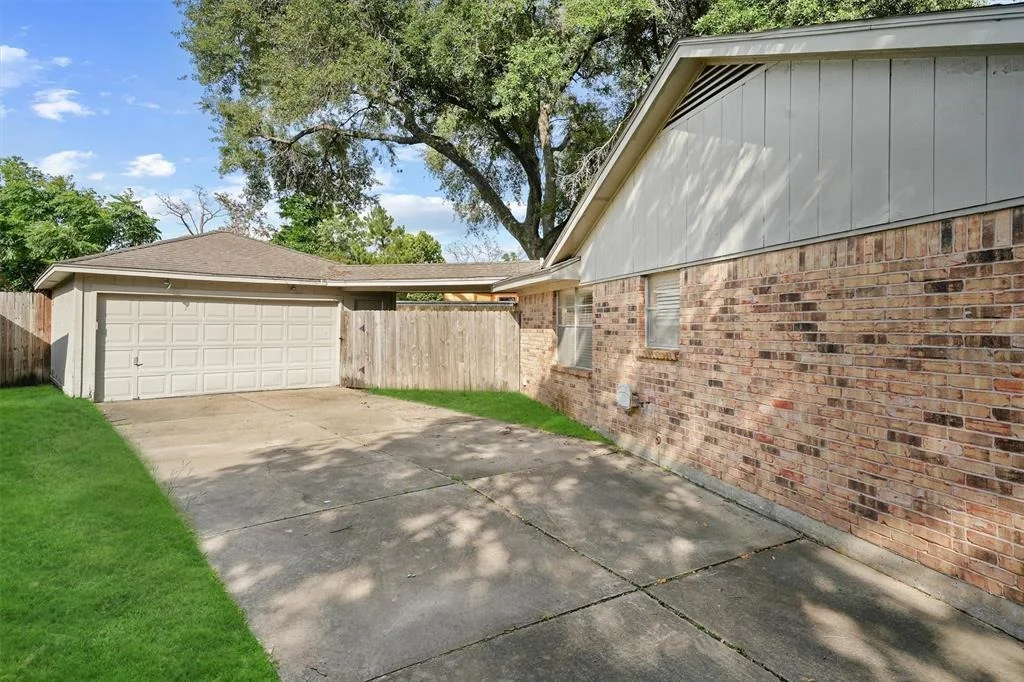 Photo of 9602 Philmont Drive