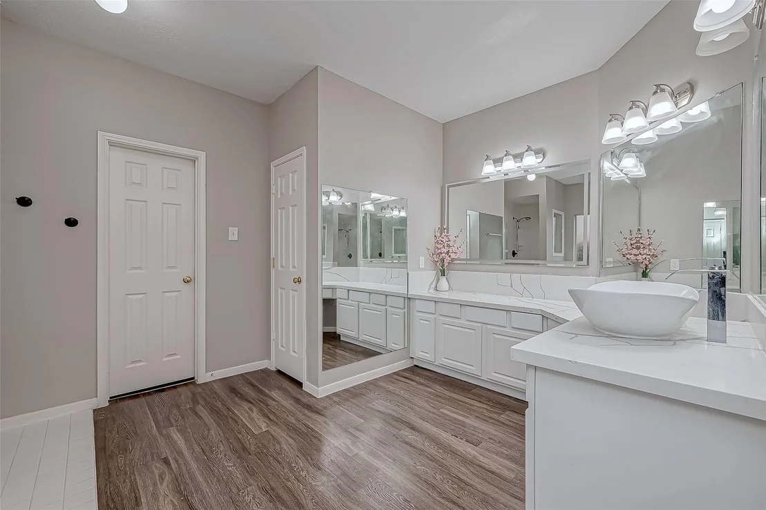 Photo of 22922 Montclair Park Lane