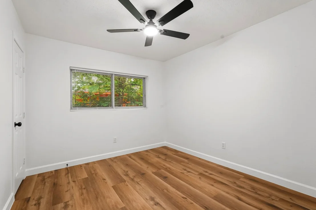 Photo of 10911 Murr Way