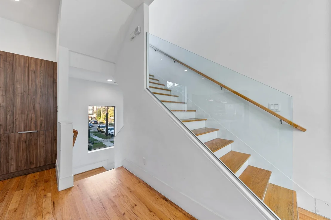 Photo of 604 Oakley Street