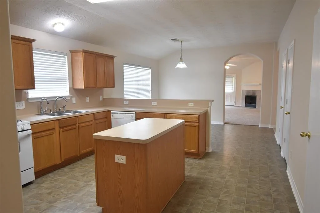 Photo of 21399 Forest Colony Drive