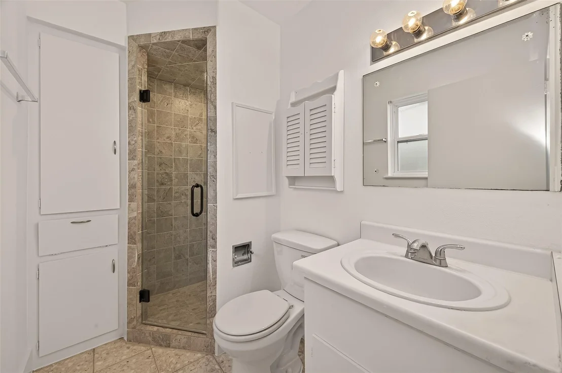 Photo of 6030 Benning Drive