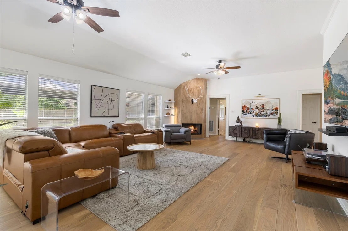 Photo of 756 Forest Lane Drive