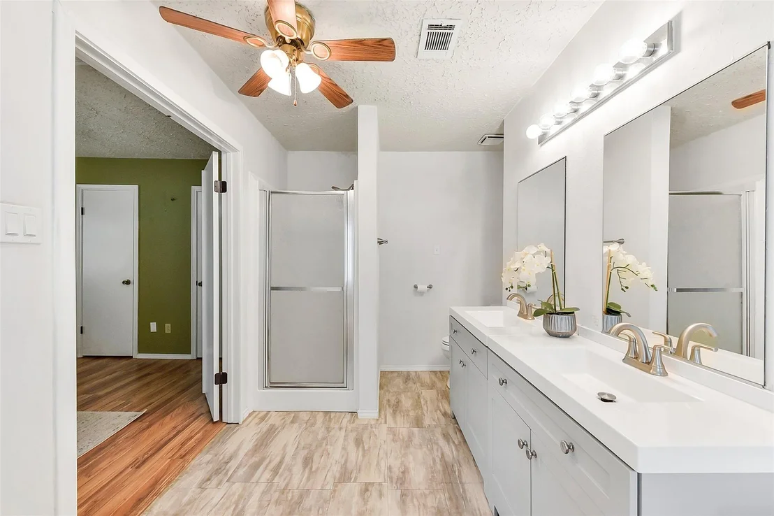 Photo of 331 Enfield Drive