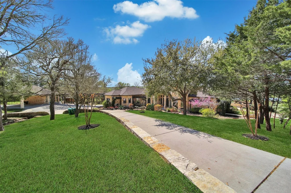 Photo of 2289 Old Dobbin Road