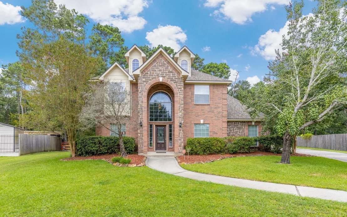 Photo of 1003 Commons Waterway Drive
