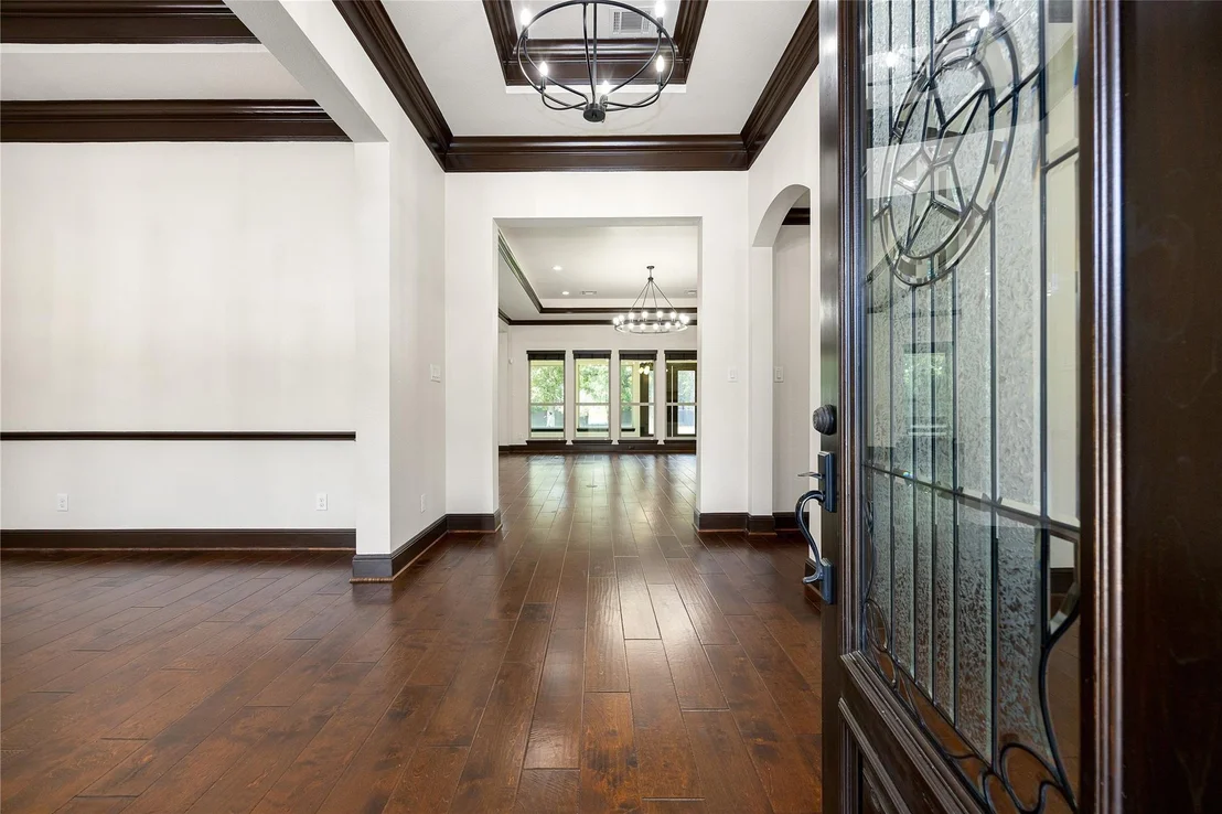 Photo of 8989 Stone Oak Drive