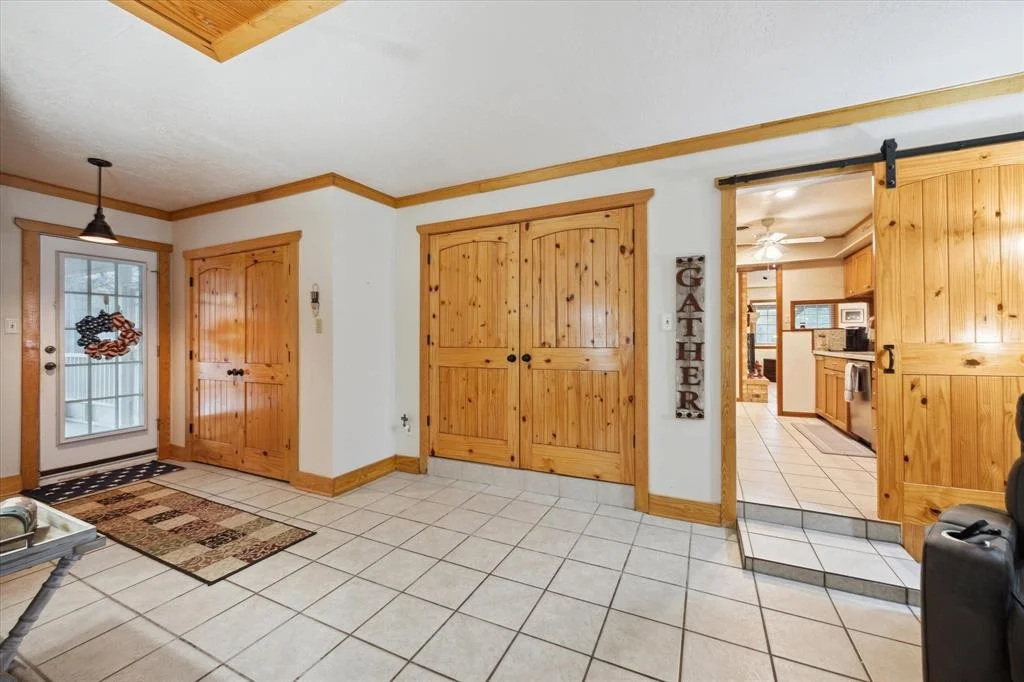 Photo of 1250 Sherwood Road