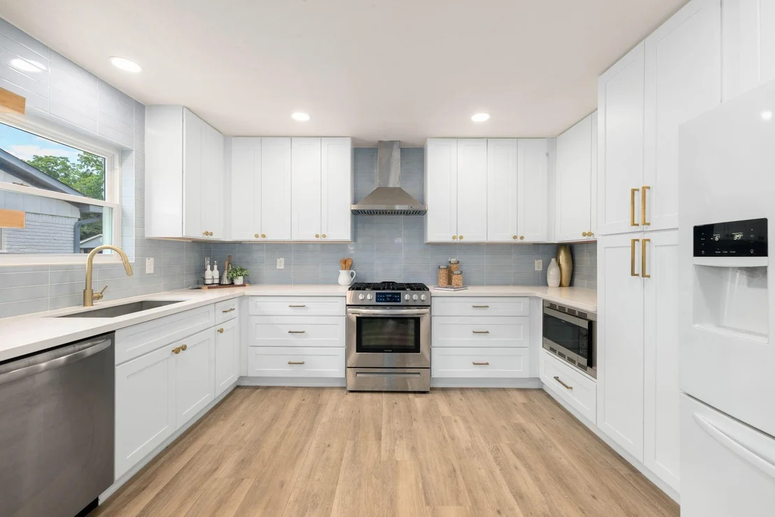 Photo of 4321 Kingfisher Drive