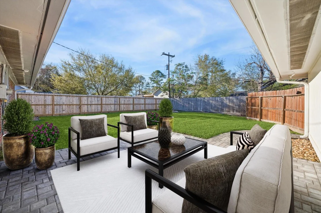 Photo of 10602 Del Monte Drive