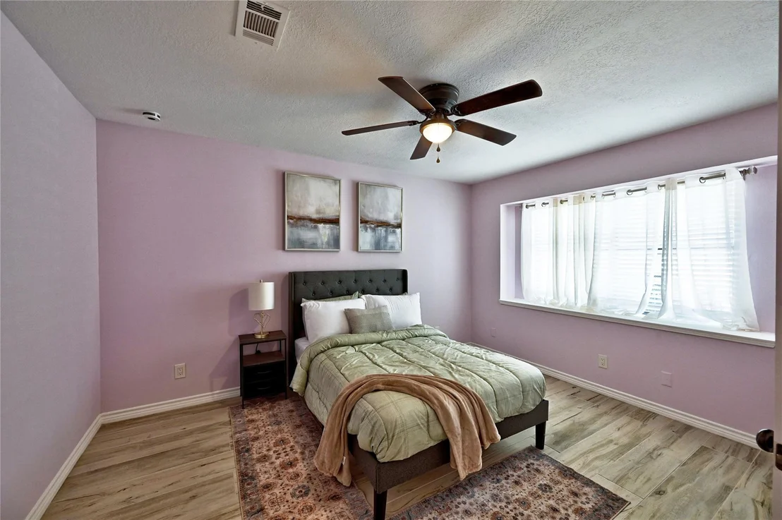 Photo of 6 Oak Hollow Circle