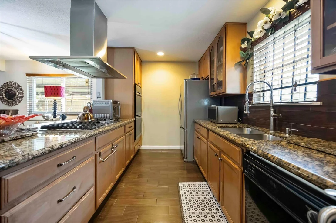 Photo of 4043 Manordale Drive
