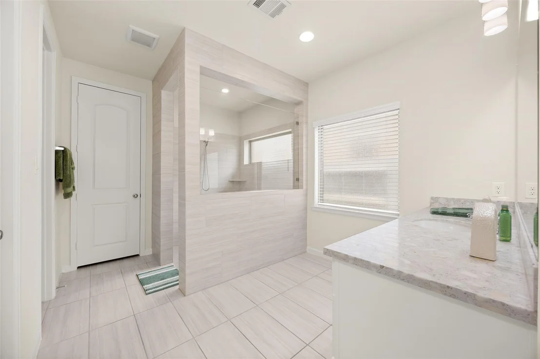 Photo of 21206 Bridle Rose Trail