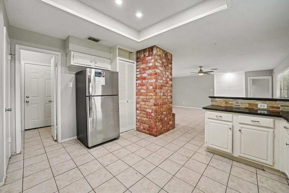 Photo of 419 Pickford Drive