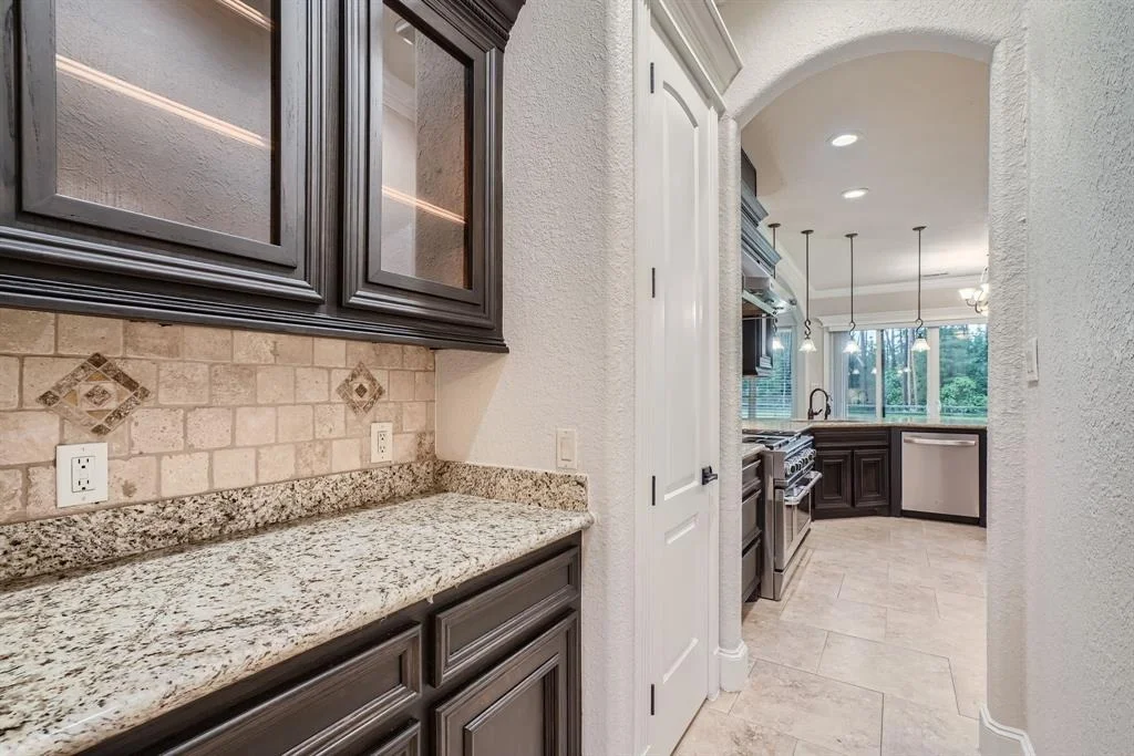 Photo of 6710 Brownbark