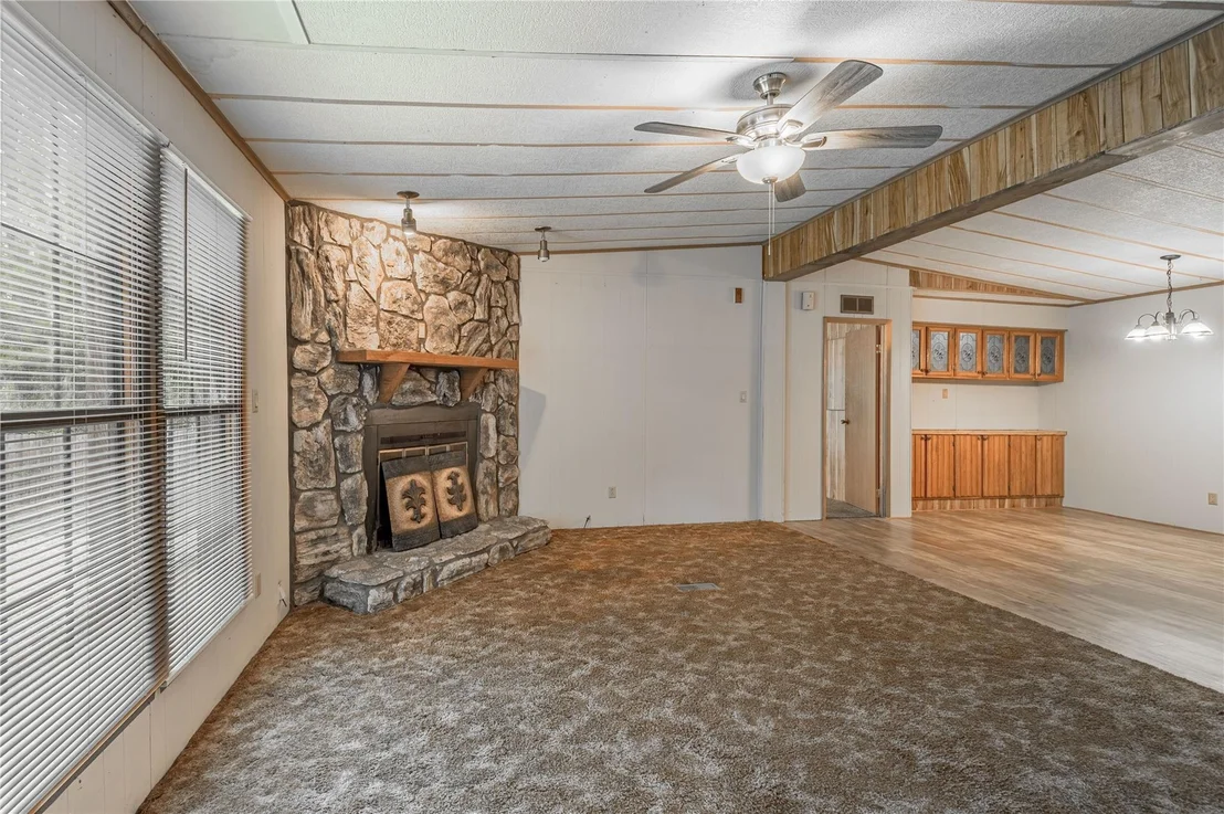 Photo of 125 Frank Cloud Road