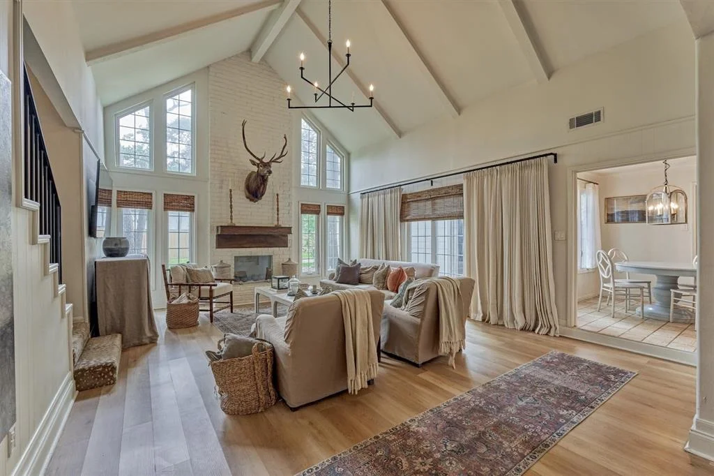 Photo of 6215 Glenhill Drive