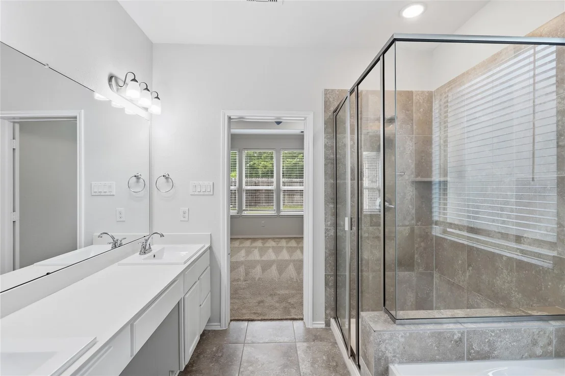 Photo of 17706 White Lightning Way