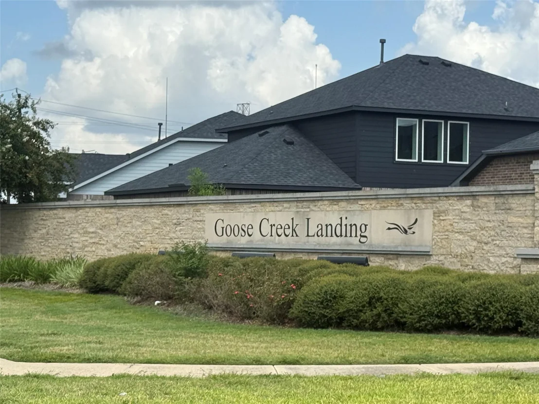 Photo of 4810 Crescent Lake Circle