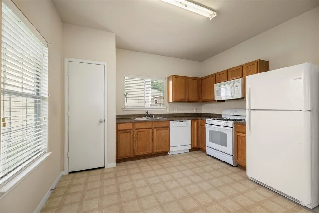 Photo of 4030 Mossy Place Lane