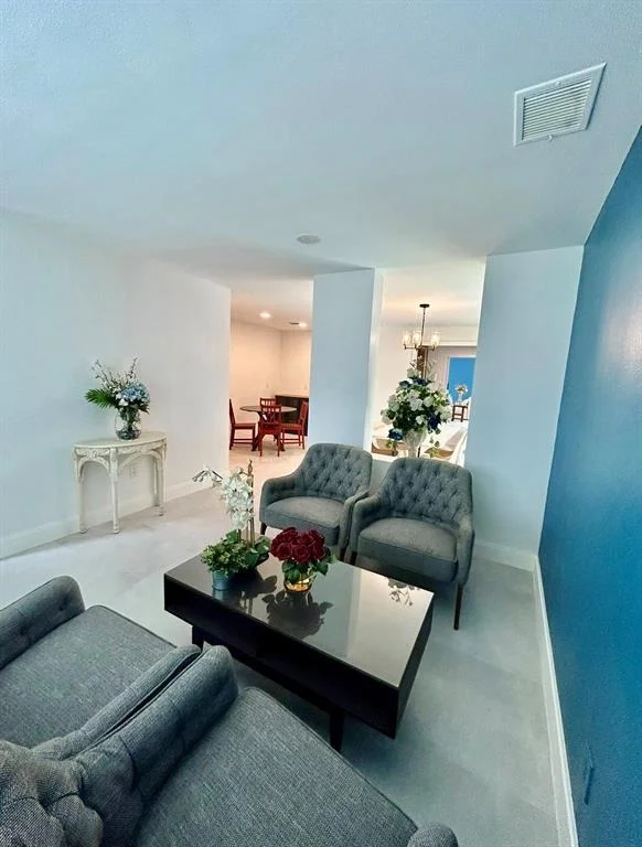 Photo of 1635 Chippendale Road