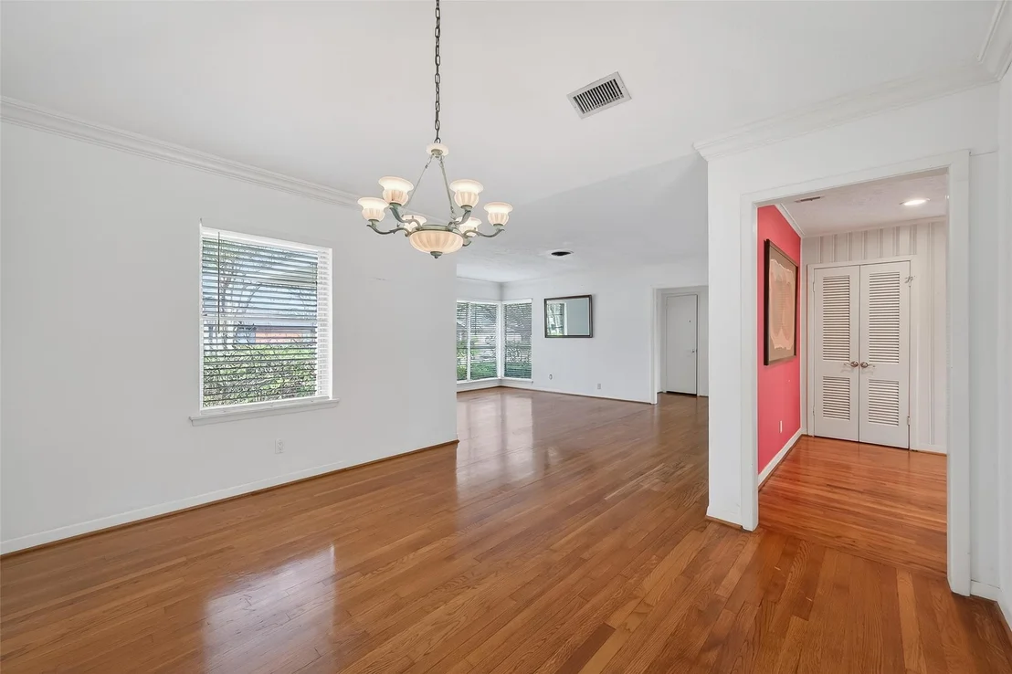 Photo of 4807 Creekbend Drive