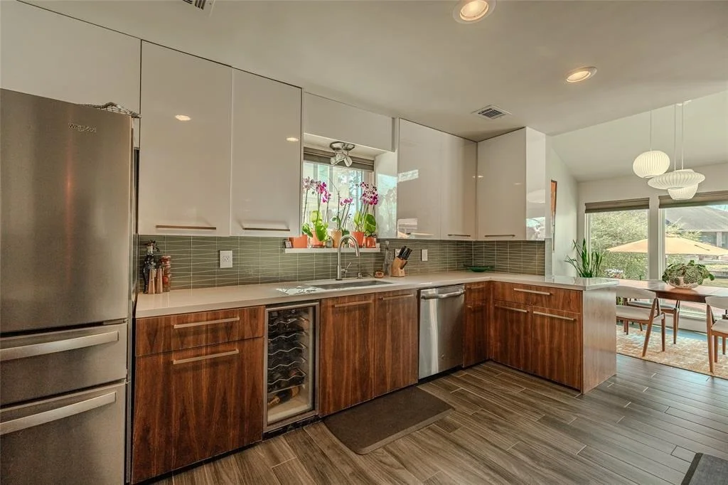 Photo of 7291 Edgewater Drive