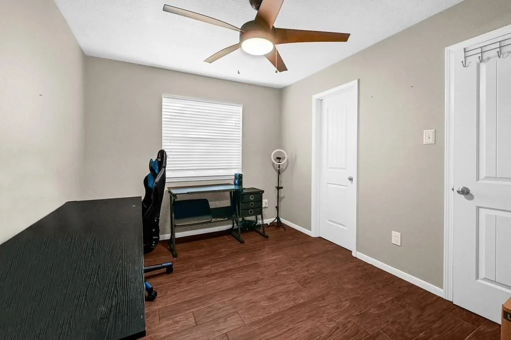 Photo of 25311 Holyoke Lane