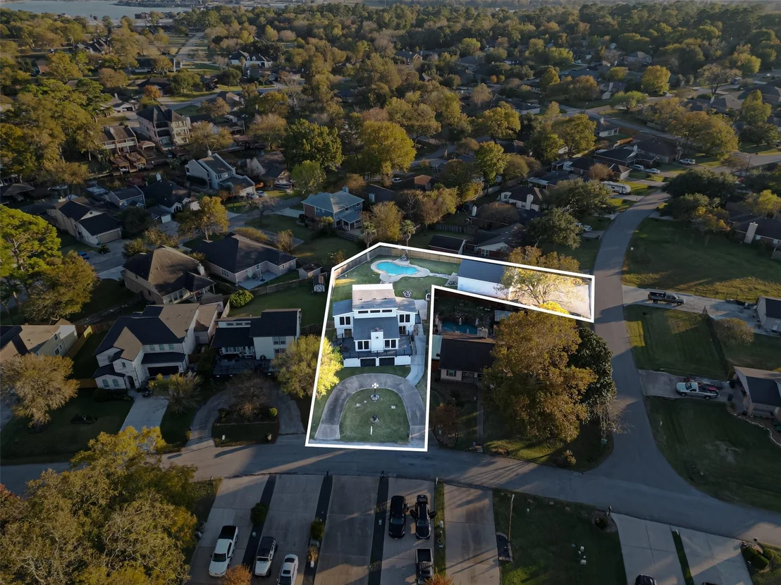 Photo of 805 Lake View Drive