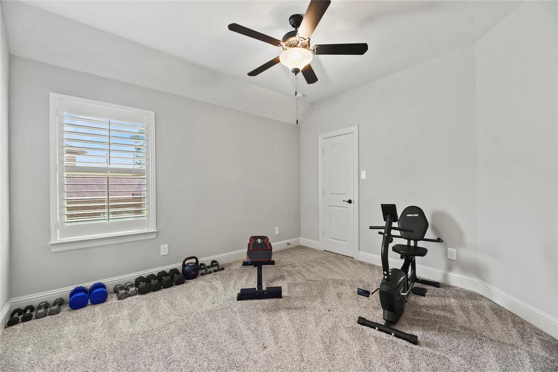Photo of 1002 Pleasant Pines Lane