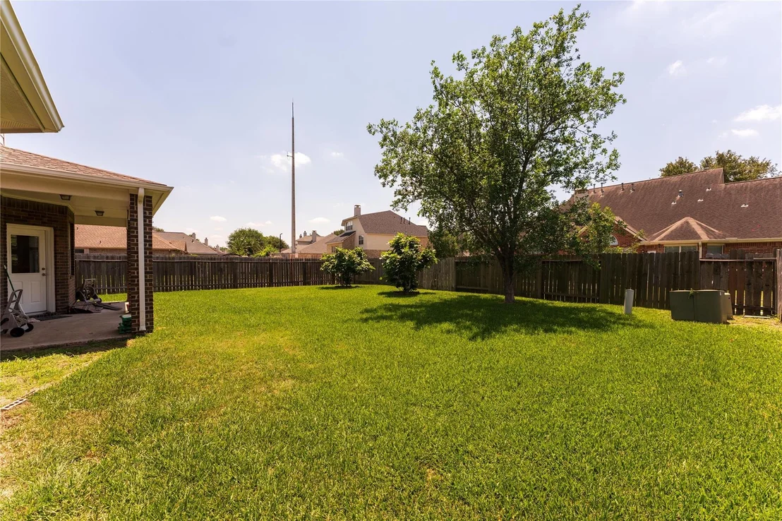 Photo of 10102 Hidden Falls Drive