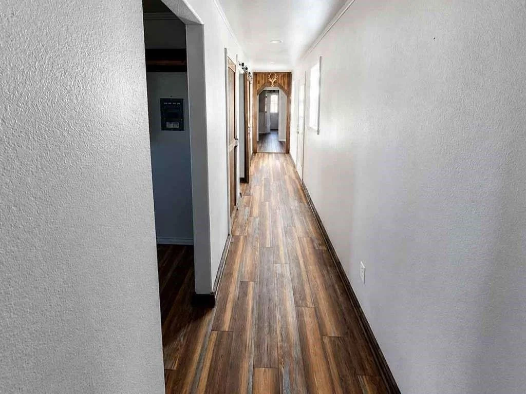 Photo of 108 W 9th Street
