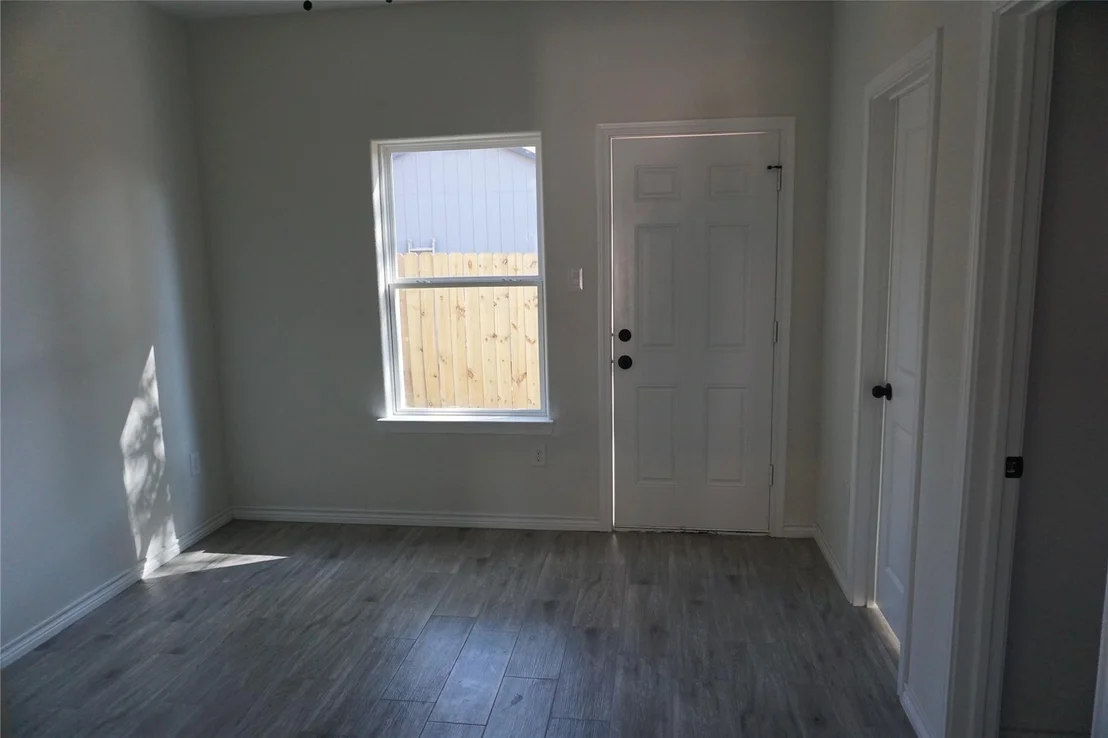 Photo of 10088 Calendar Street