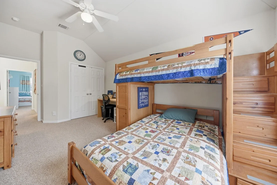 Photo of 2913 Oakwood Drive
