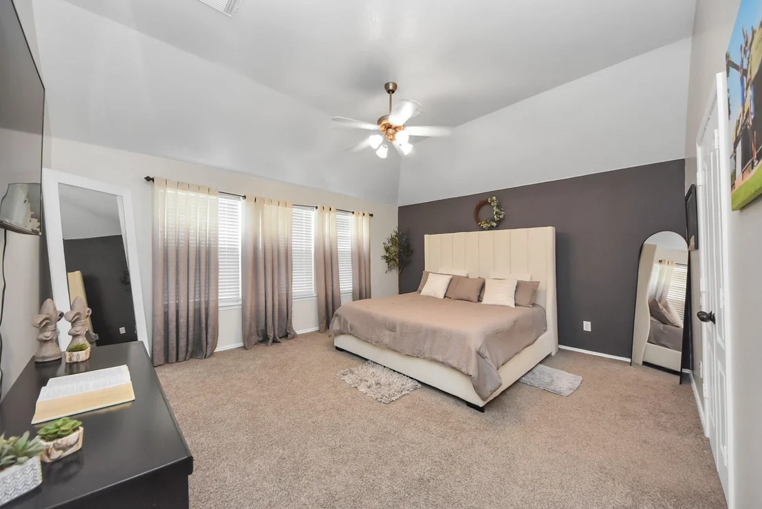 Photo of 24915 Oconee Drive