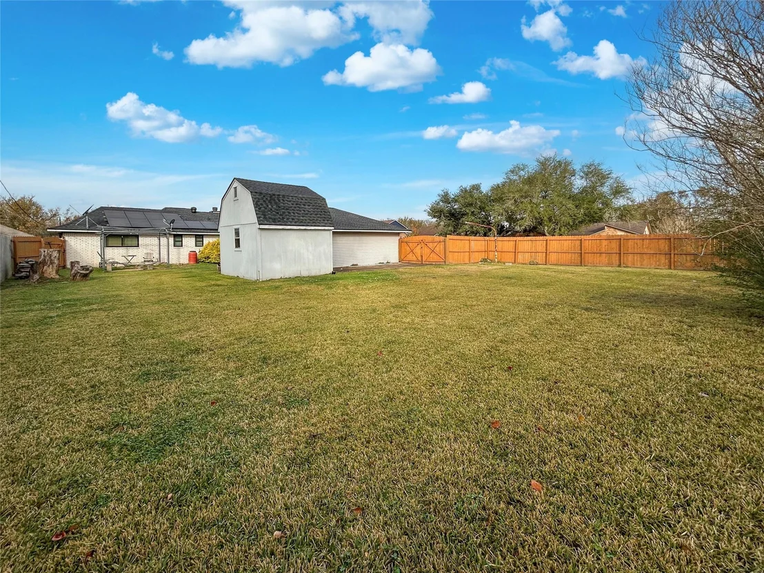 Photo of 6132 Fox Ridge Drive
