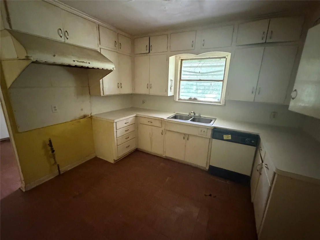 Photo of 1301 N Vauthier Lane