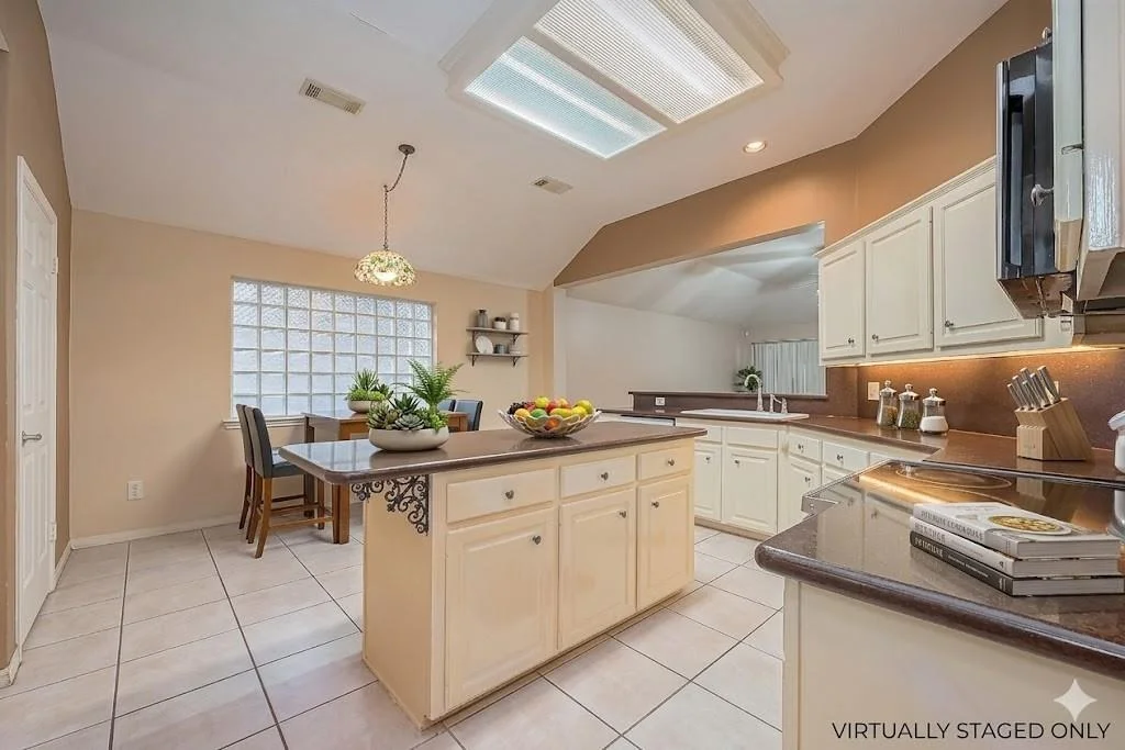 Photo of 10323 Emerald Pine Drive