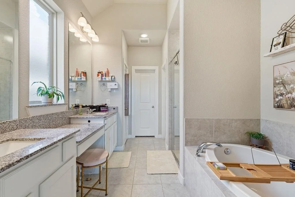 Photo of 4042 Shackleton Court