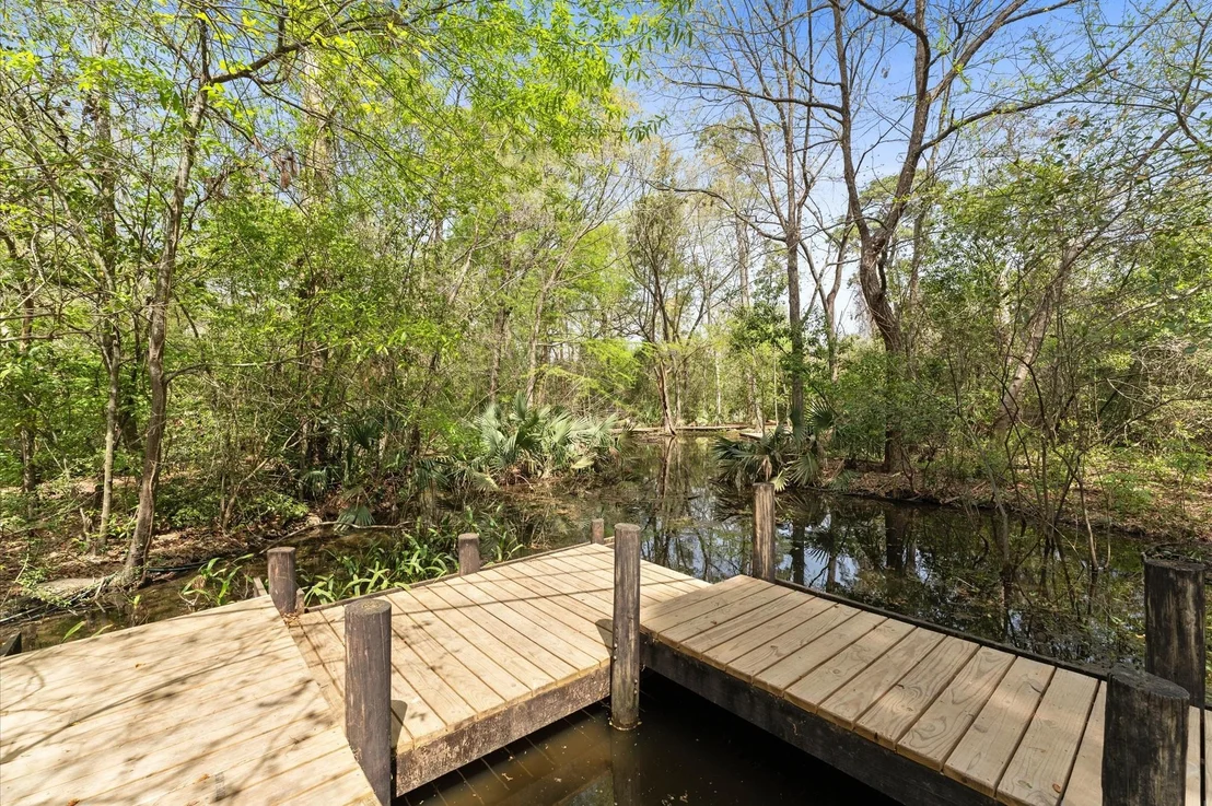 Photo of 418 Isolde Drive