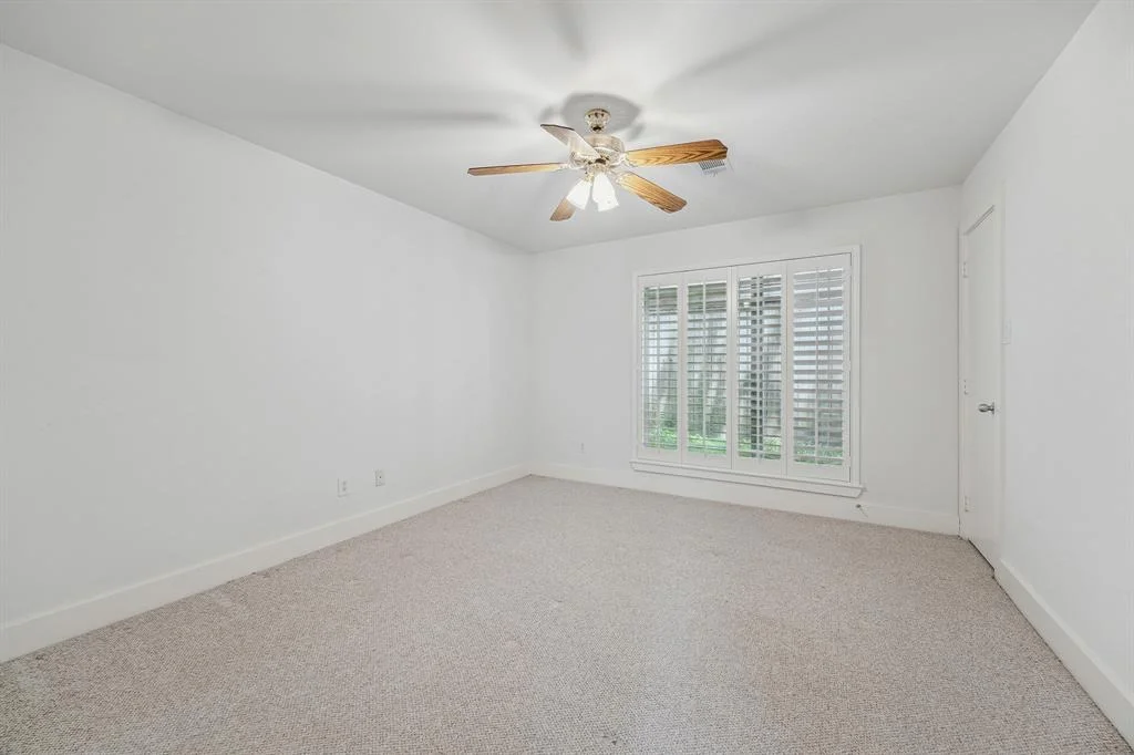 Photo of 242 Knox Street