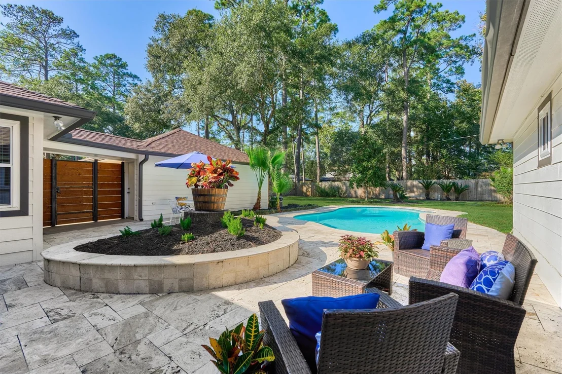 Photo of 6006 Bayonne Drive