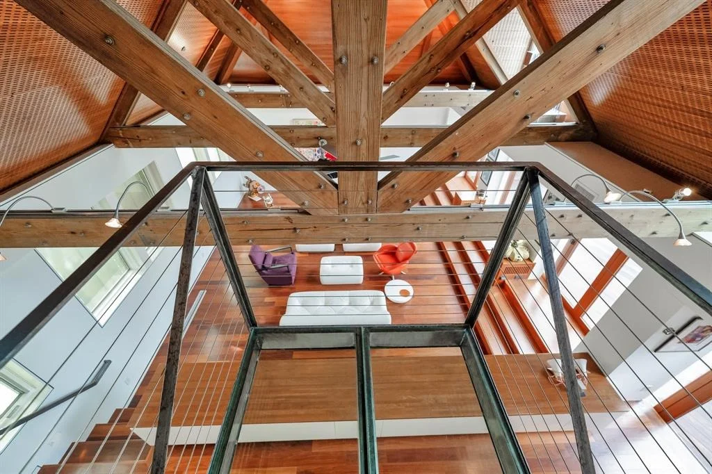 Photo of 2320 Blue Bonnet Boulevard