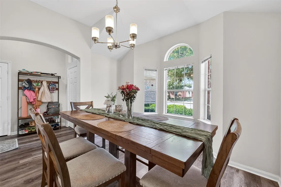 Photo of 6030 Moscone Court