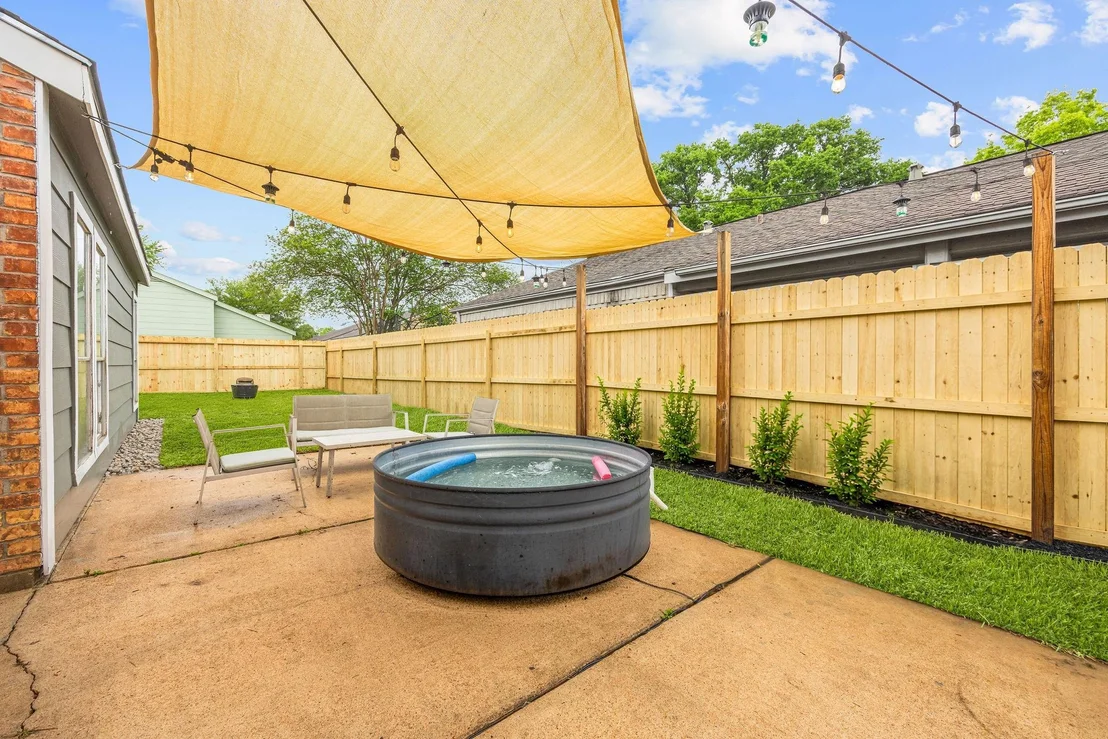 Photo of 3711 Moss Tree Road
