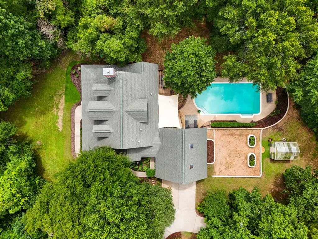 Photo of 107 Central Trace Drive