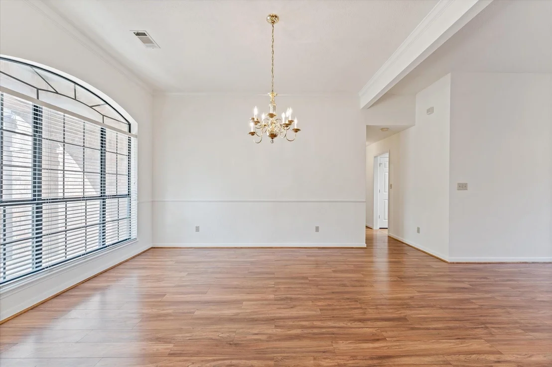 Photo of 215 Deep Dale Lane