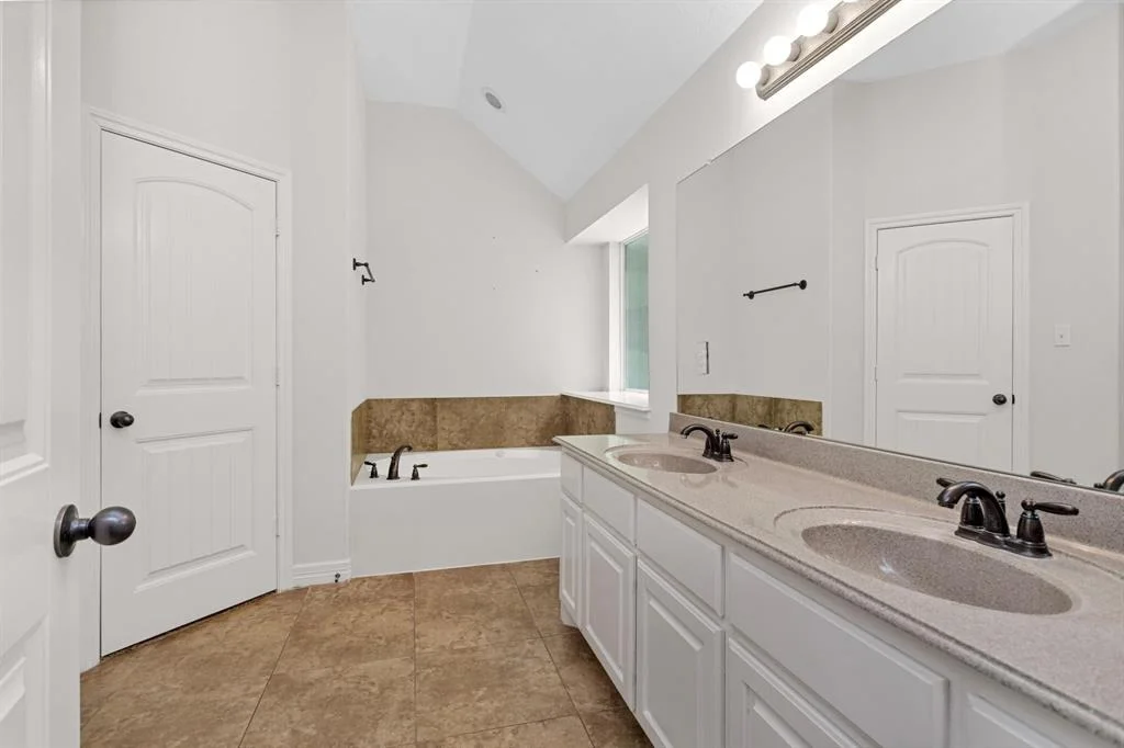 Photo of 9081 N Comanche Circle