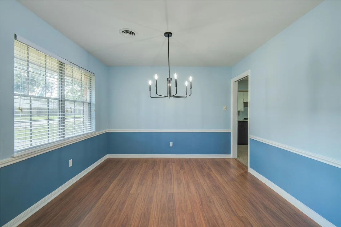 Photo of 5518 Dumfries Drive