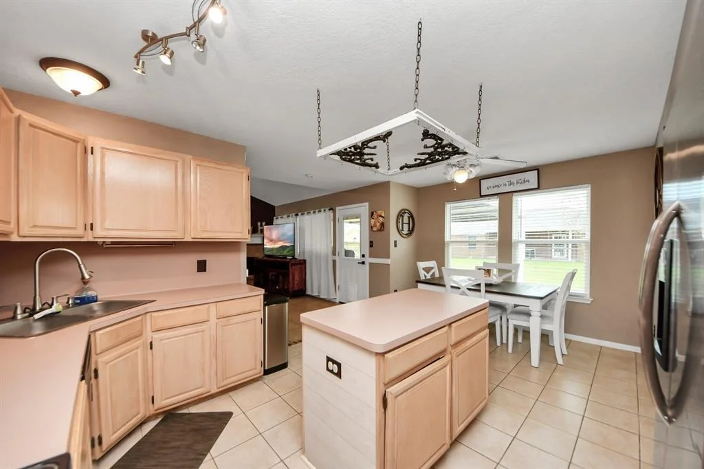 Photo of 2410 Lily Lane